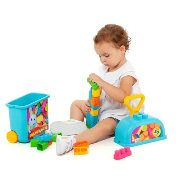 Carrito de jalar azul con 20 bloques molto babyland