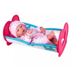 Muñeca love bebe con cunita