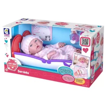 Muñeca love bebe con cunita